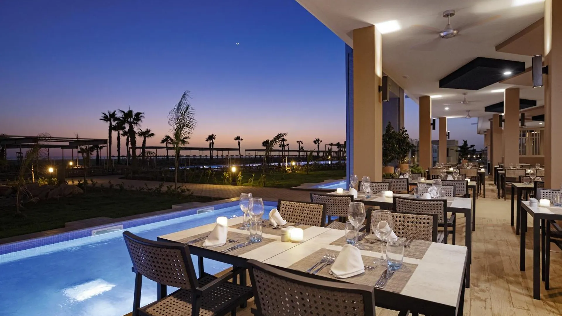 Hotel Riu Palace Santa Maria 5*,